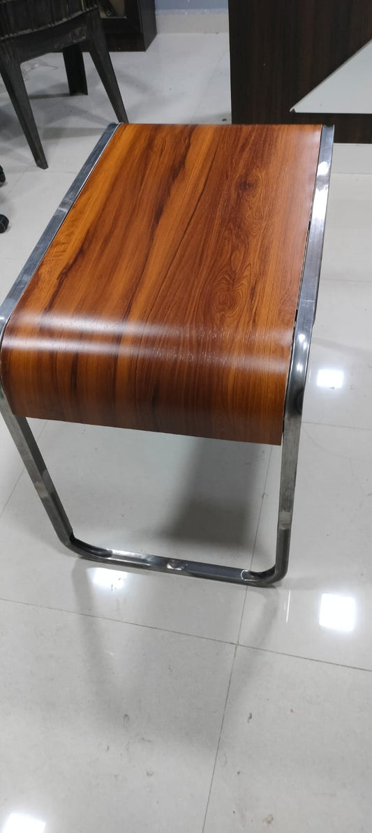 VOGUE NESTING TABLE