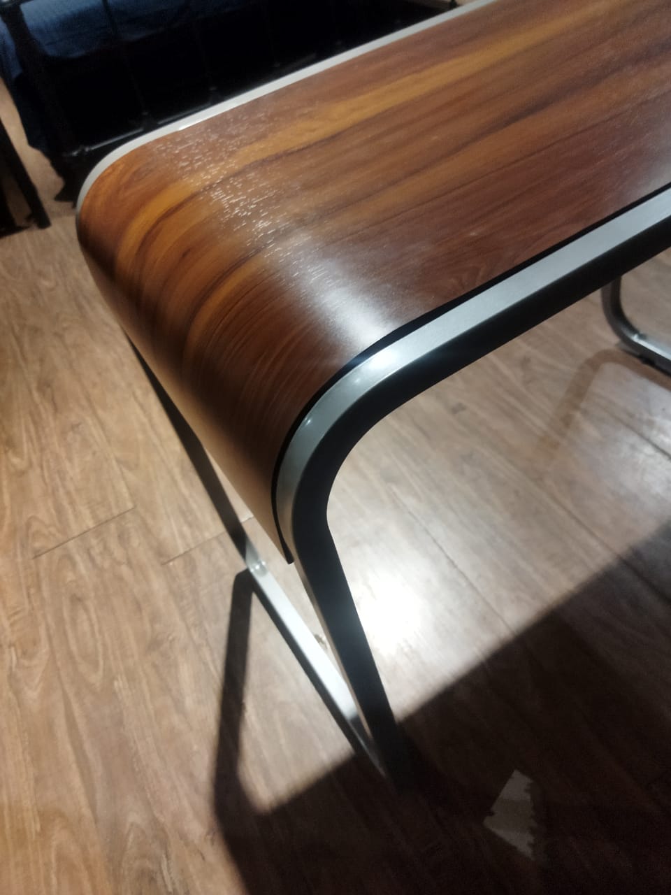 VOGUE NESTING TABLE