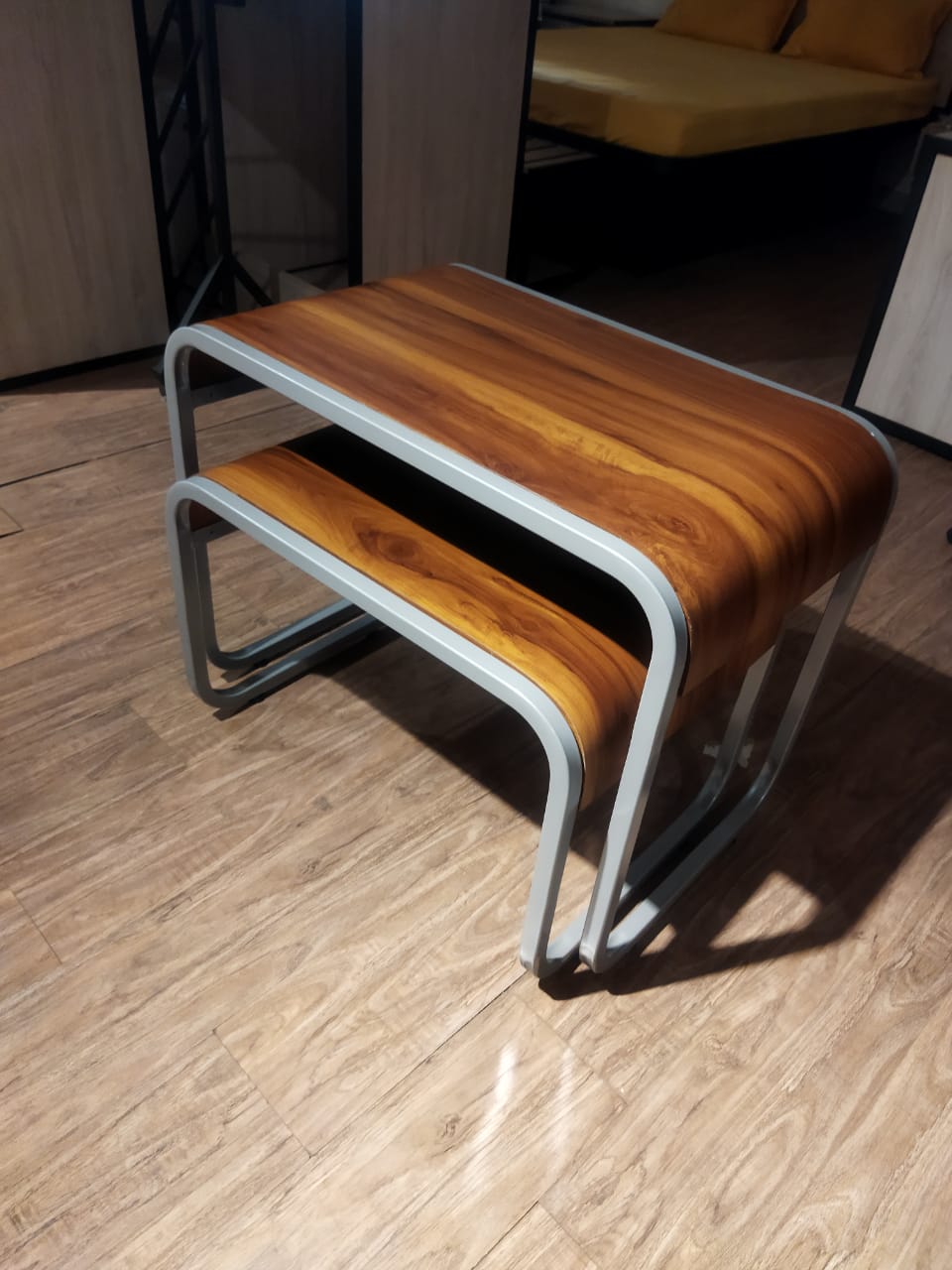 VOGUE NESTING TABLE
