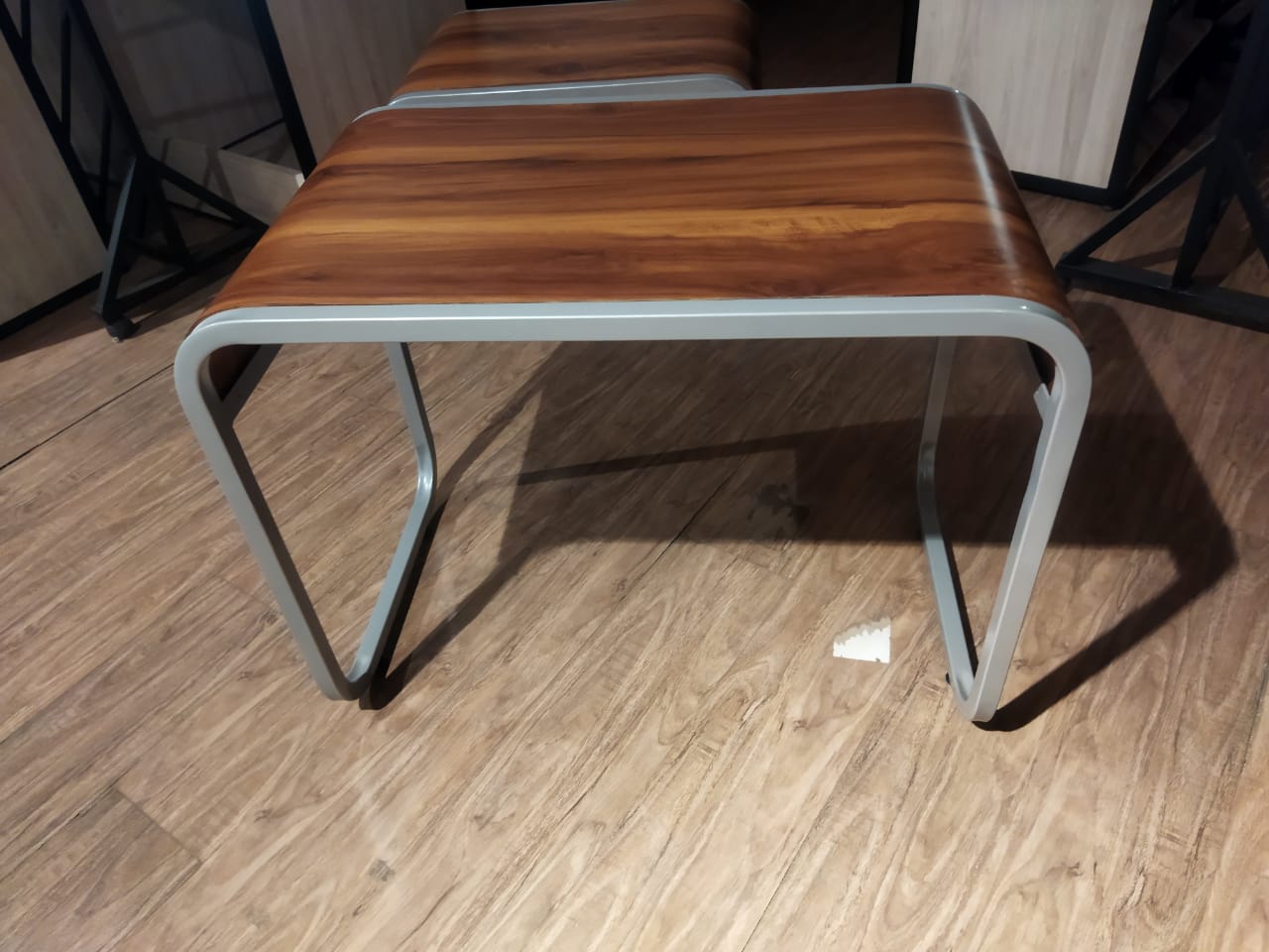VOGUE NESTING TABLE
