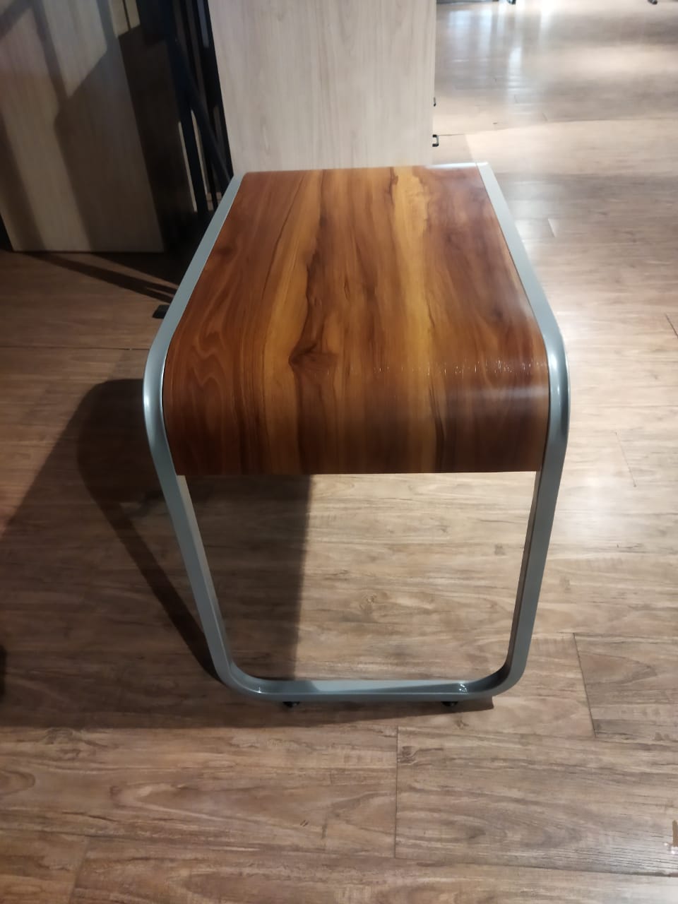 VOGUE NESTING TABLE